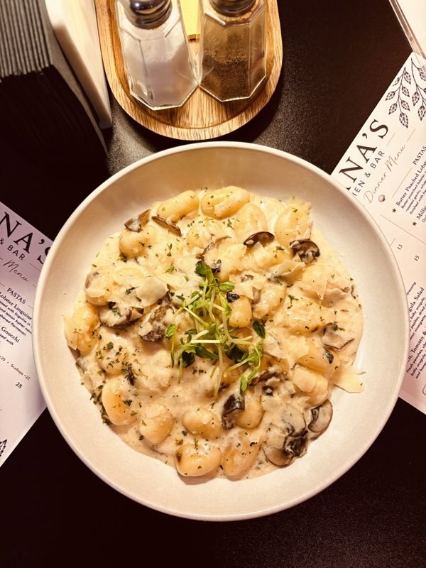 Diana’s Kitchen & Bar restaurant photo